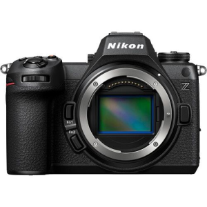 Digitalni fotoaparat Nikon Z6III + 24-200mm f/4-6.3 VR Kit