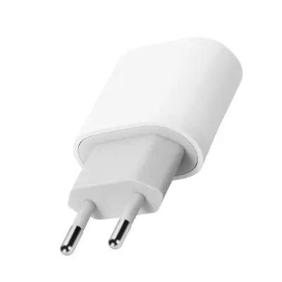Zidni punjač USB tip C Snaga 3A Sigurno punjenje - Bijeli