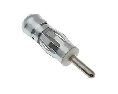 Antenski adapter za radio u automobilu