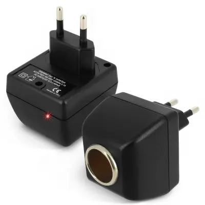 Adapter za napajanje na upaljač za cigarete 12V - utičnica 220V Crni