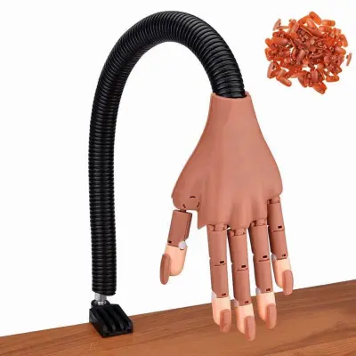 Ruka za vježbanje nail arta smeđa