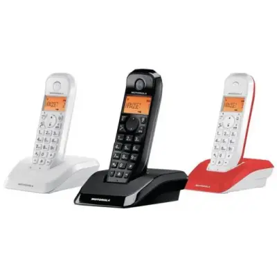 Motorola S1203 paket od 3 obojena bežična telefona