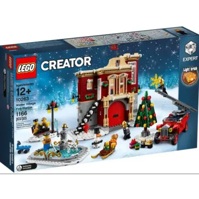 LEGO Creator Expert 10263 Zimsko selo: Vatrogasna postaja