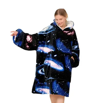 Topli pulover i deka s rukavima za djecu i odrasle, oversized (svemir) | HOODZIE