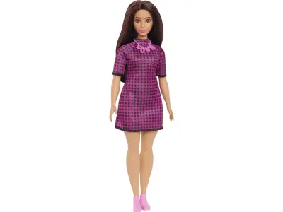 Mattel, Barbie Fashionistas lutka s pletenom haljinom s visokim ovratnikom i modernim tenisicama, ružičasta