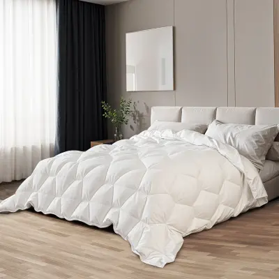 The White Stone poplun za sve sezone 210x260 cm, 250 g | Mekano i toplo punjenje od vate Soft | Prešani poplun od hipoalergenske mikrovlakana, bijeli