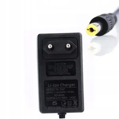 Punjač Za Akumulatore Električnih Alata 21V-98F – Brzo Punjenje | Kompatibilnost s Rosfix Animal Pro