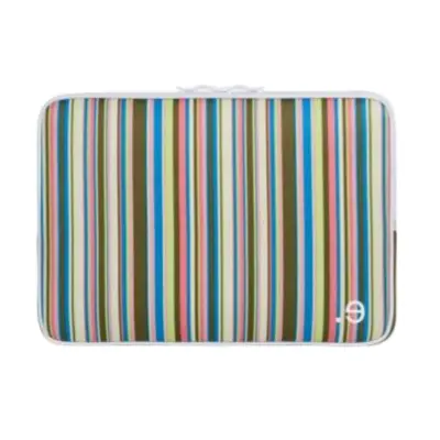 Navlaka za MacBook Pro 15 inča mekana model La Robe Allure Color