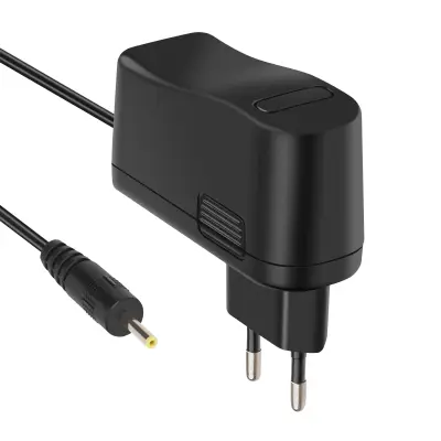Univerzalni punjač za tablet 5V 2A s priključkom 2,5 x 0,7 mm