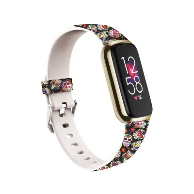 Silikonska narukvica s šarenim lubanjama za Fitbit Luxe - moderan zamjenski remen