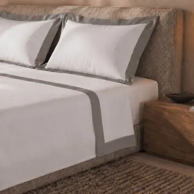 Set posteljine od 100% pamuka s dekorativnim satenskim rubom Siva | Komplet posteljine za jednokrevetni krevet | Ravna plahta 160x295 cm, napinjuća p