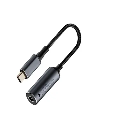 5.5x2.1mm ženski na USB-C muški 140W - kratak kabel adapter (Power Delivery) za prijenosna računala i više