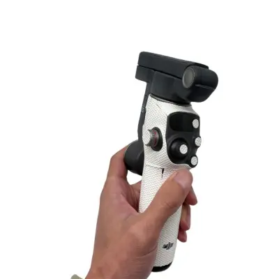 Zaštitna skin naljepnica kompatibilna s DJI Osmo Mobile 7P/7 — bijela
