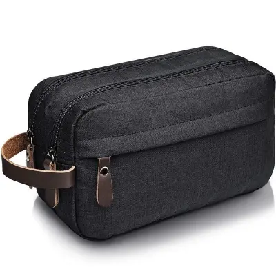 Crna toaletna torba od Oxford tkanine - putni organizer