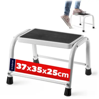 stepničasta lestev, gospodinjska jeklena lestev, nedrseča plašstad, maksimalno 150 kg