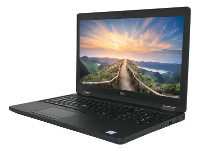 Obnovljen - kao nov - Laptop Dell Latitude 5590 / i7 / RAM 32 GB / 512GB 512 GB SATA SSD / 15,6″ FHD